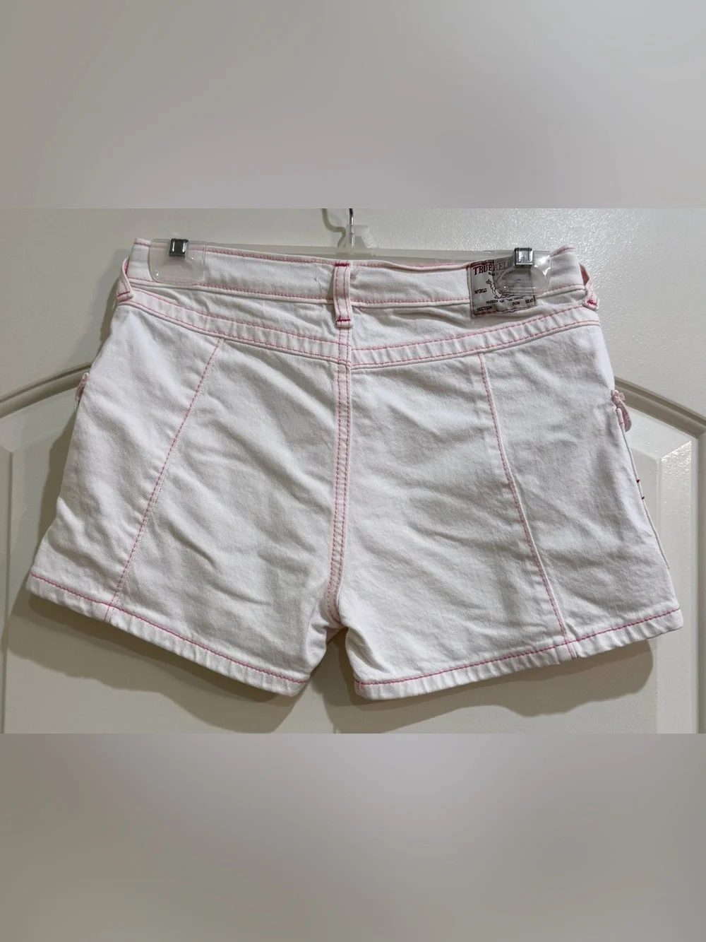 True Religion women’s Maisie Cargo Shorts. White with pink stiching. Size 14